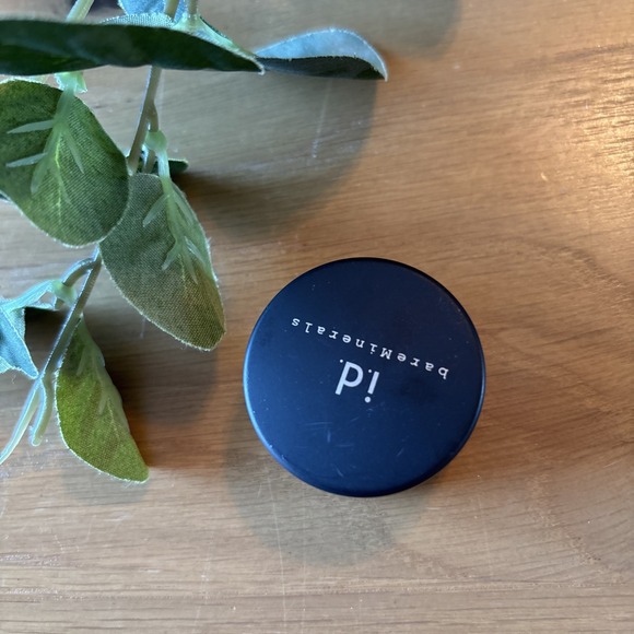 RARE BareMinerals Face & Body Color  GOSSAMER Infused 0.57 Sealed 42730 NEW - Picture 2 of 3